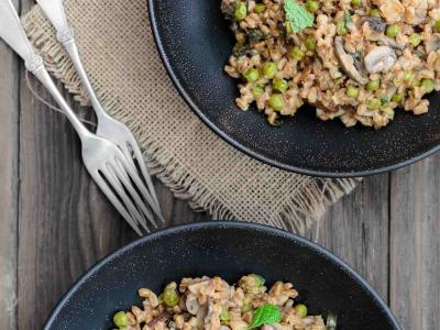 Farro-Recipe-with-Mushrooms-Peas-The-Mediterranean-Dish-1.jpg