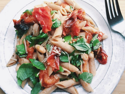 Whole Wheat Pasts with Tomatoes and Basil