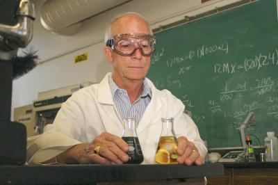 Chemist Joe Vinson, Ph.D., tests liquefied whole grains for antioxidants